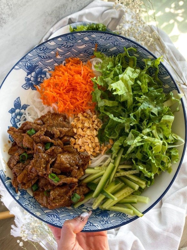 cach-lam-bun-thit-xao